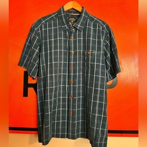 Quicksilver Waterman Collection Men’s Striped Button Up